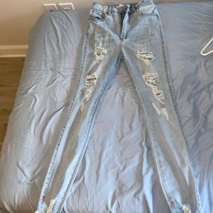 Light blue ripped Jeans